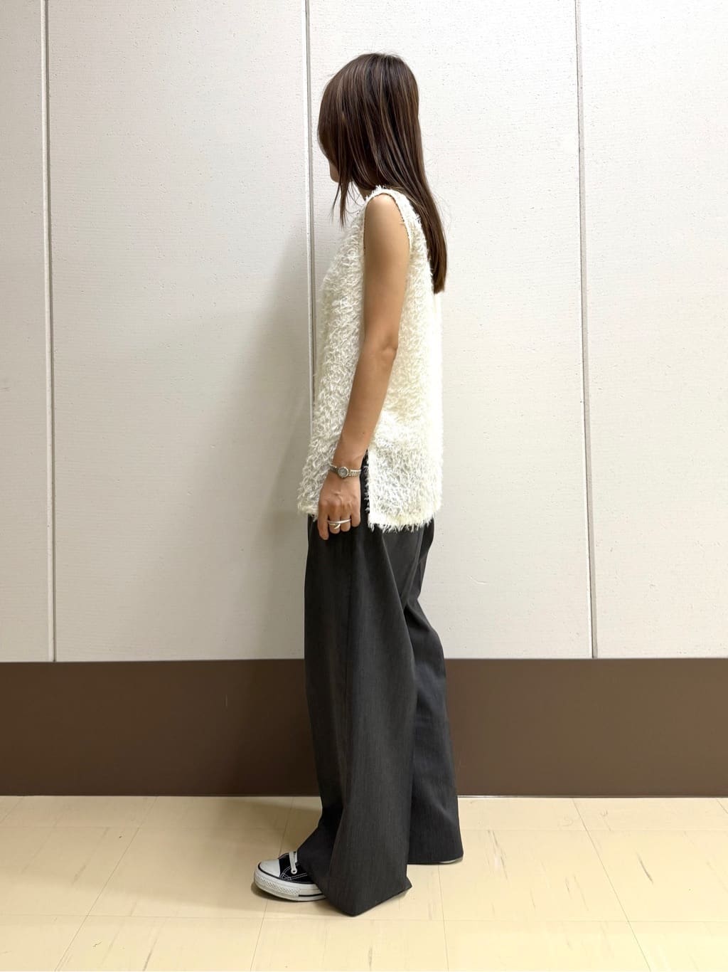mamiさんの「INDIVI｜【インナーとしても活躍！】フリンジジャカードチュニック」を使ったコーディネート