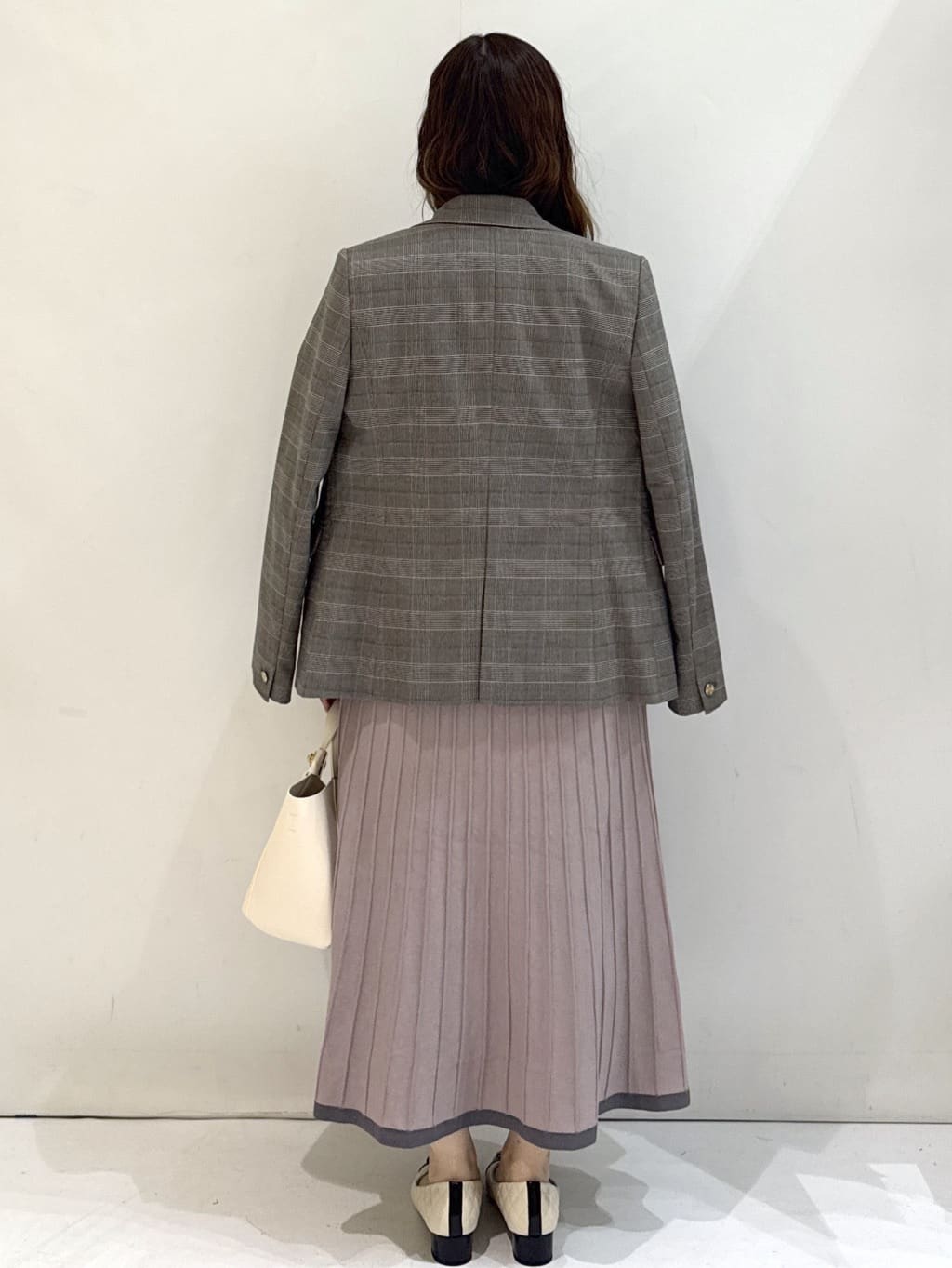 hirokoさんの「OPAQUE.CLIP｜バイカラードッキング風ニットワンピース【洗濯機OK／抗ピル】」を使ったコーディネート