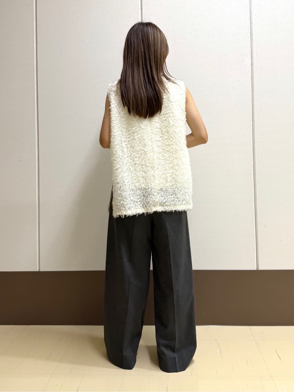 mamiさんの「INDIVI｜【インナーとしても活躍！】フリンジジャカードチュニック」を使ったコーディネート