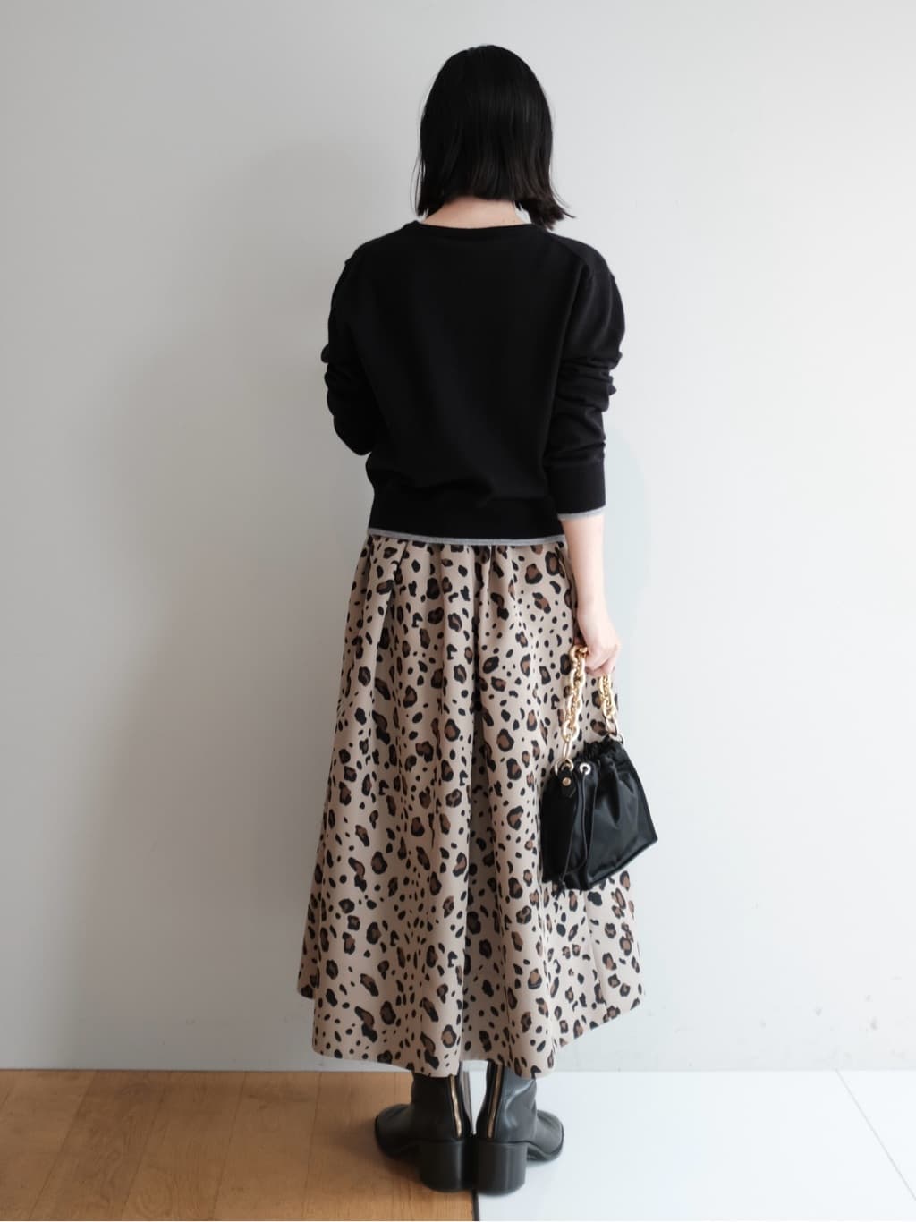 Kishimotoさんの「DRESSTERIOR｜◆ショートブーツ」を使ったコーディネート