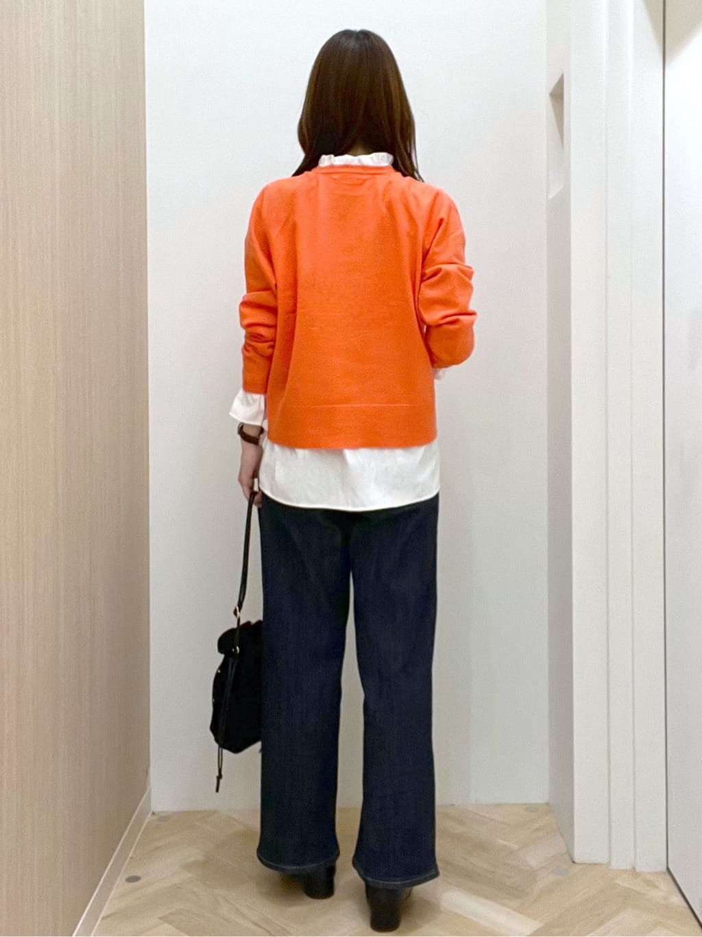  おまつさんの「grove｜最終お値下げ！！【洗える/毛玉軽減】天竺ラグランスリーブプルオーバー」を使ったコーディネート
