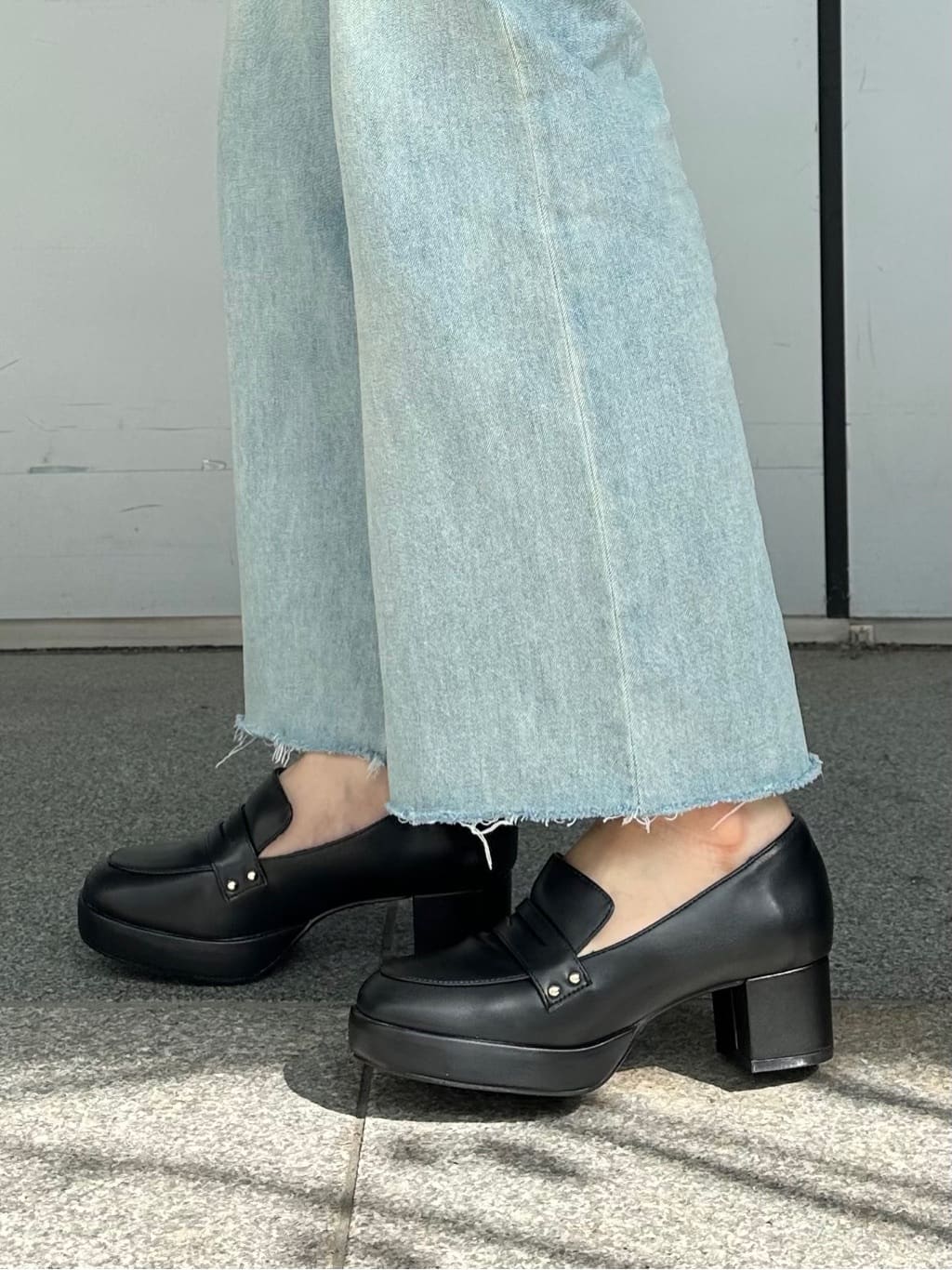 あずみさんの「ESPERANZA｜ヒールアップローファー」を使ったコーディネート