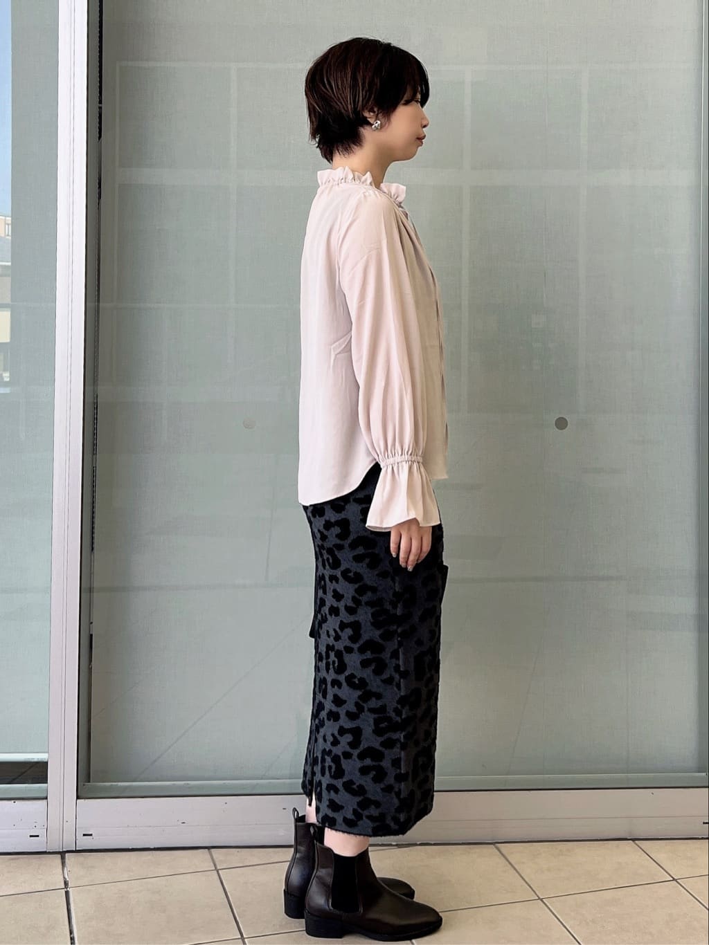 yo-koさんの「OPAQUE.CLIP｜フリルカラーブラウス【洗濯機OK】」を使ったコーディネート