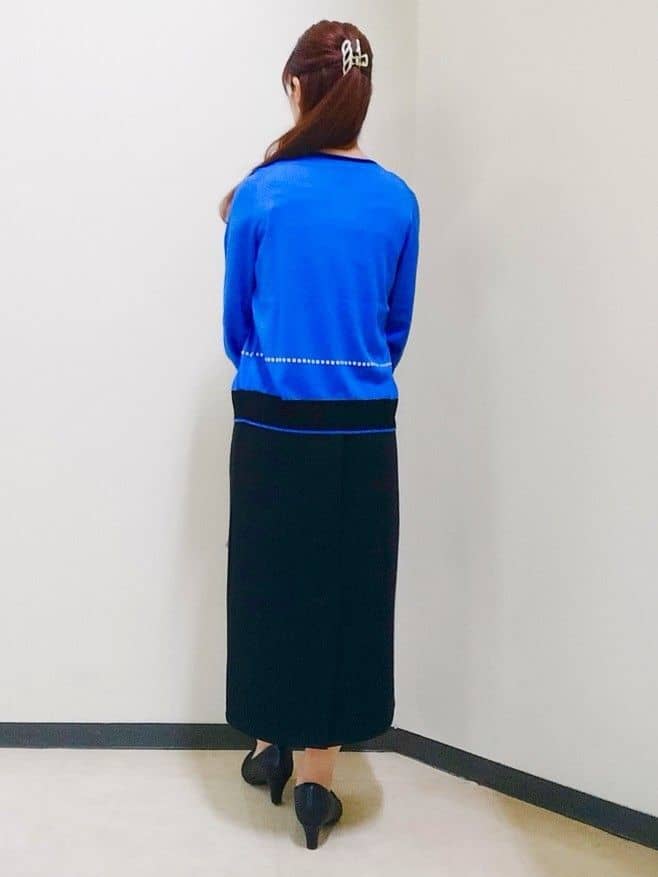 花さんの「Reflect｜【WEB先行カラーあり／手洗い可／アンサンブル可】バイカラーカーディガン」を使ったコーディネート