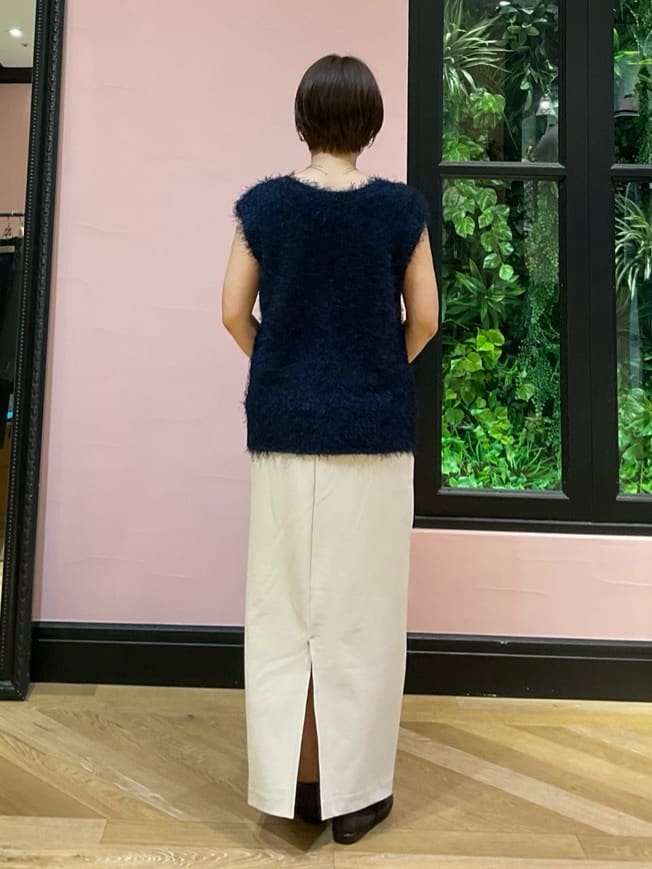 ogataさんの「DRESSTERIOR｜【洗える/ポケット付き】ストレッチナロースカート」を使ったコーディネート