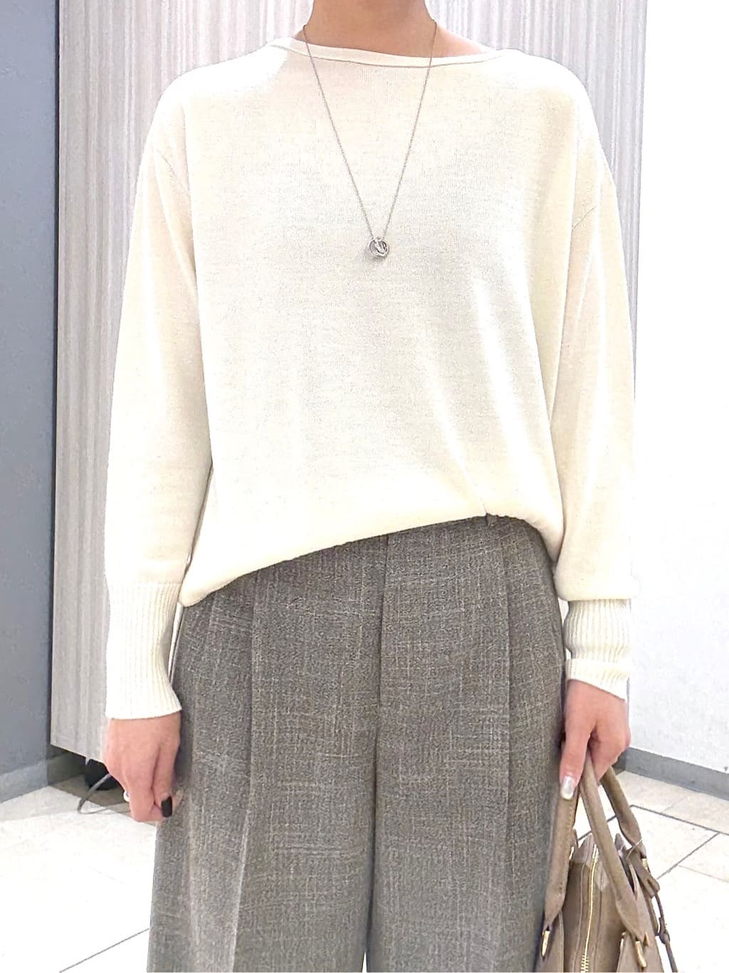Itoさんの「UNTITLED｜【8色展開/体型カバー】魅せるタイムレスニット」を使ったコーディネート