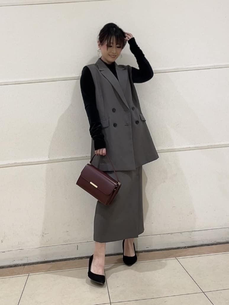 watanabeさんの「UNTITLED｜【ハイネック/レイヤード/重ね着におすすめ】トリコットベロア シアーインナー」を使ったコーディネート