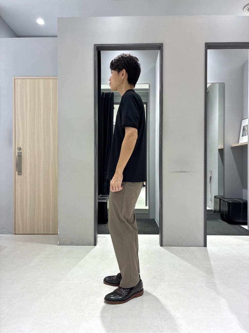 わいずみさんの「TAKEO KIKUCHI｜【COOL CITY WEAR】インドライ天竺モックネック プルオーバー /吸汗速乾」を使ったコーディネート