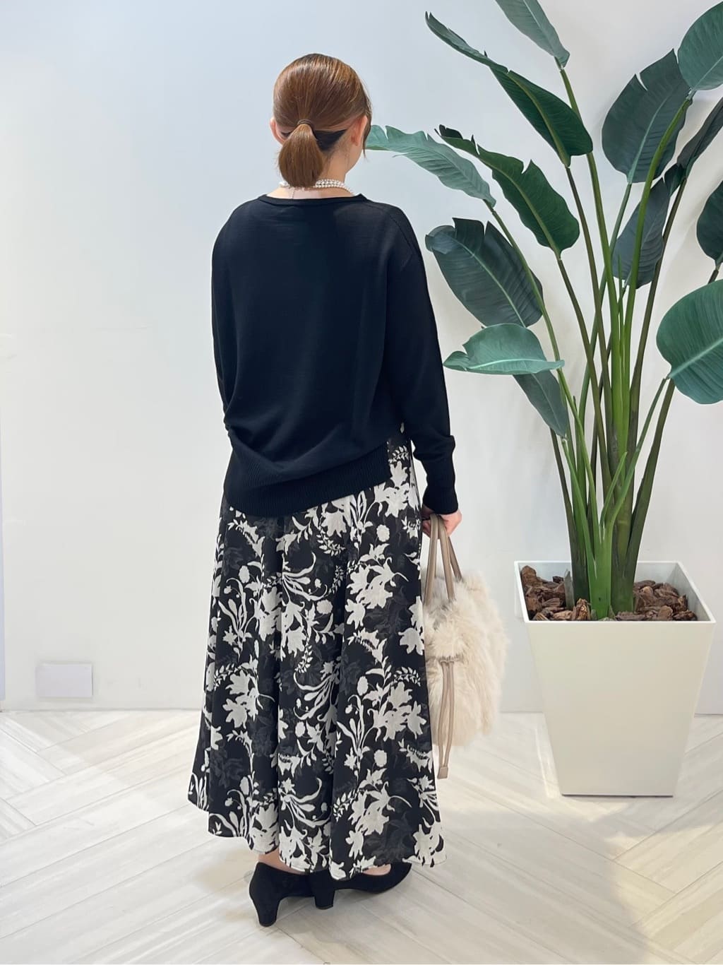 Tomoさんの「UNTITLED｜【8色展開/体型カバー】魅せるタイムレスニット」を使ったコーディネート