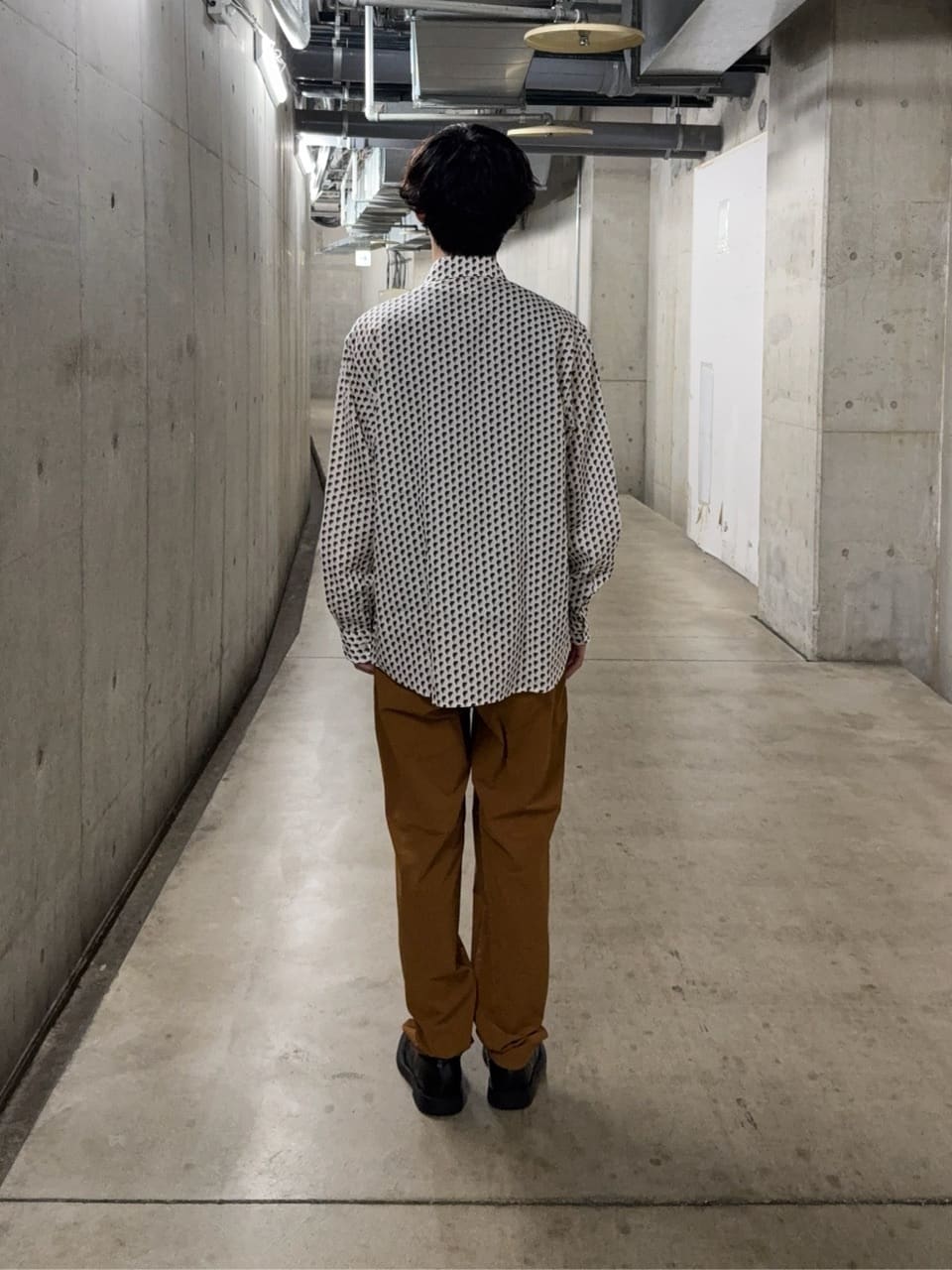 Neoさんの「TAKEO KIKUCHI｜ボーラーハット柄 長袖シャツ」を使ったコーディネート