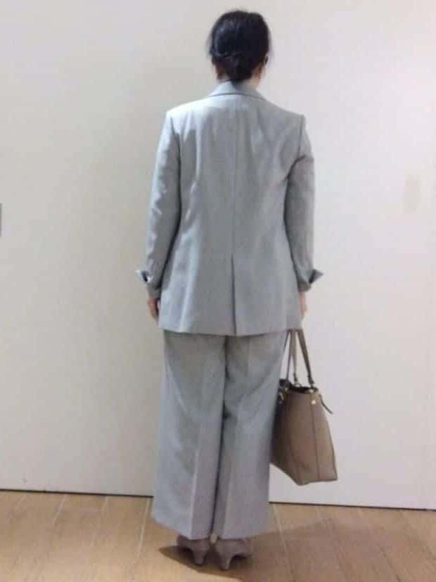 sakoさんの「Reflect｜【キレイめスタイル／通勤におすすめ◎】ボウタイシャンブレーカラーブラウス」を使ったコーディネート