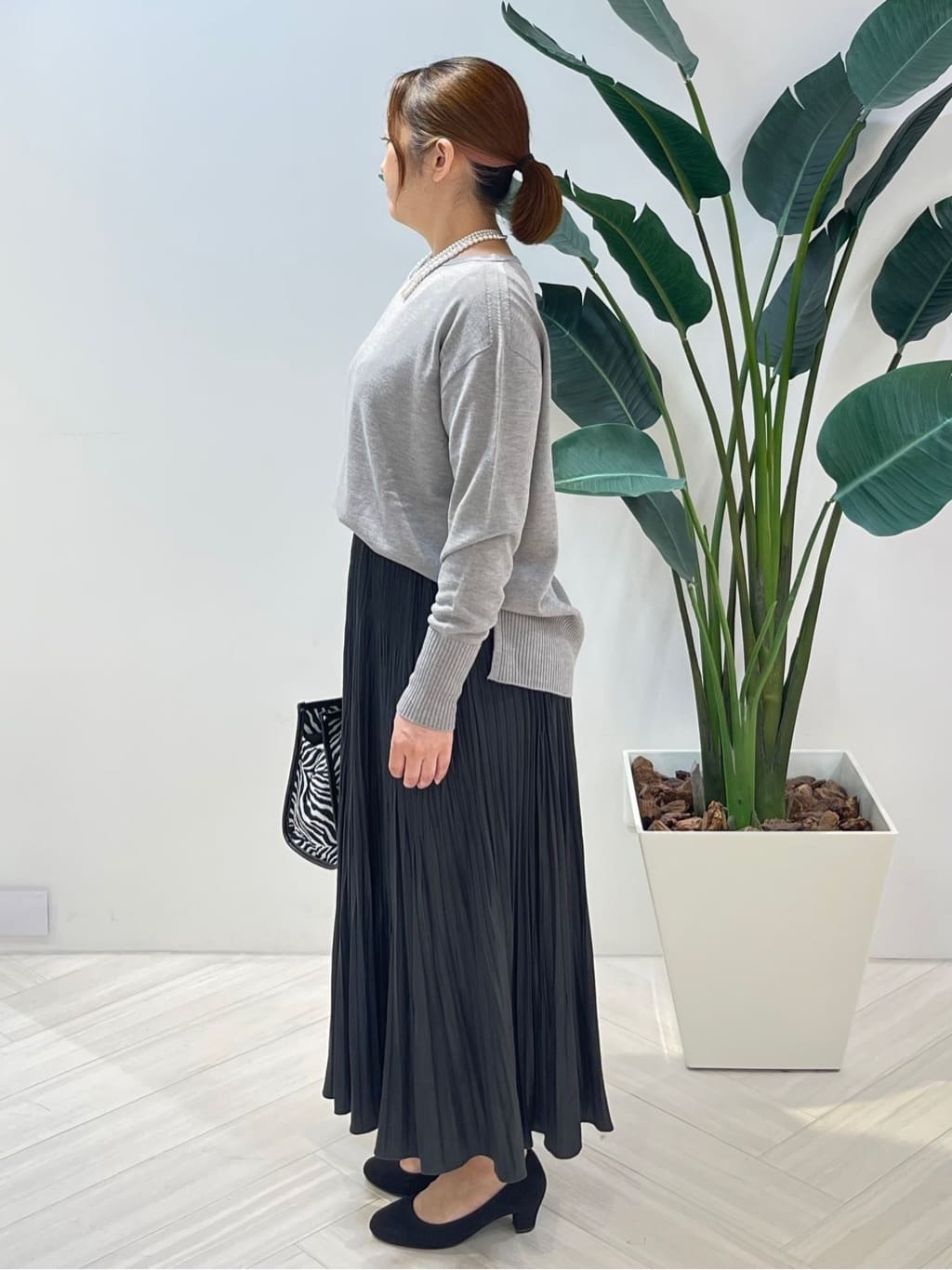 Tomoさんの「UNTITLED｜【8色展開/体型カバー】魅せるタイムレスニット」を使ったコーディネート