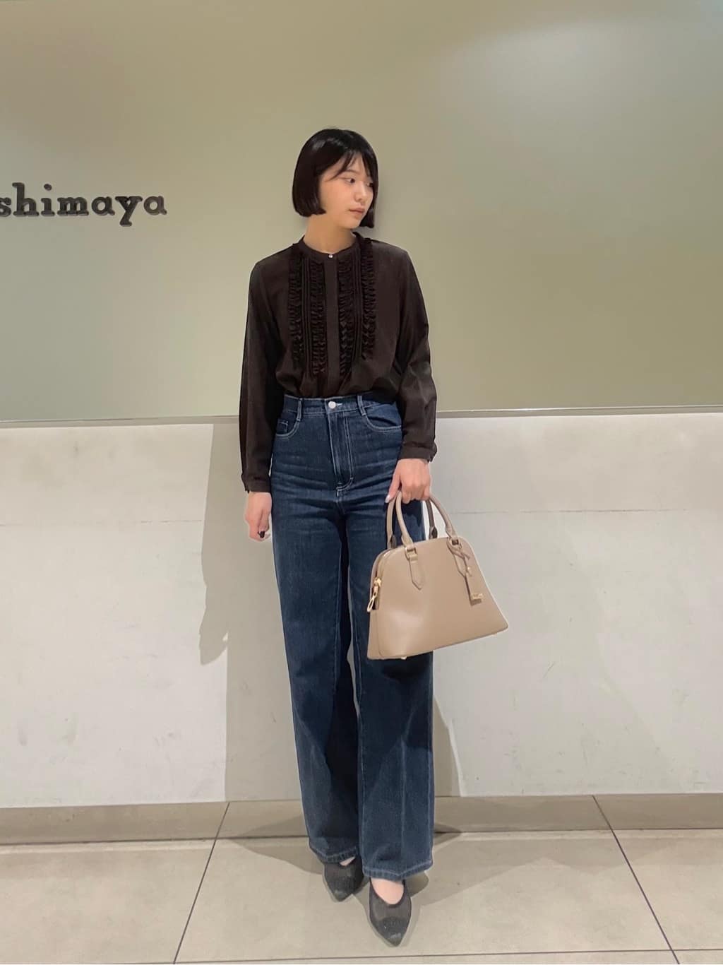 Itoさんの「UNTITLED｜【グレー/ブルー/ジーンズ】ソフトワイドデニムパンツ」を使ったコーディネート