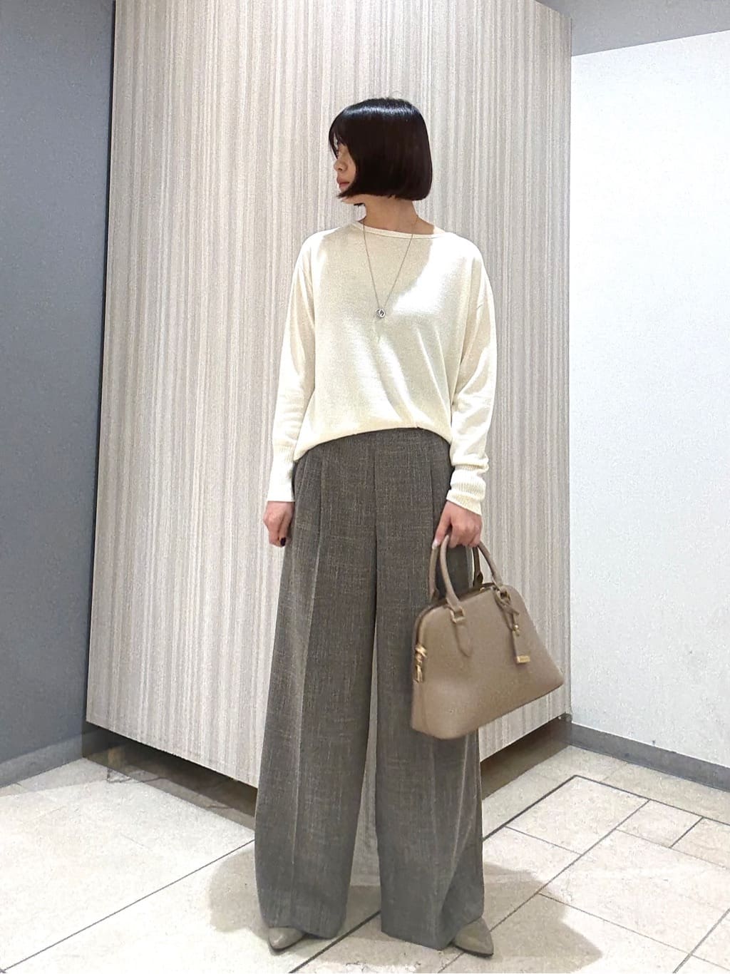 Itoさんの「UNTITLED｜【8色展開/体型カバー】魅せるタイムレスニット」を使ったコーディネート