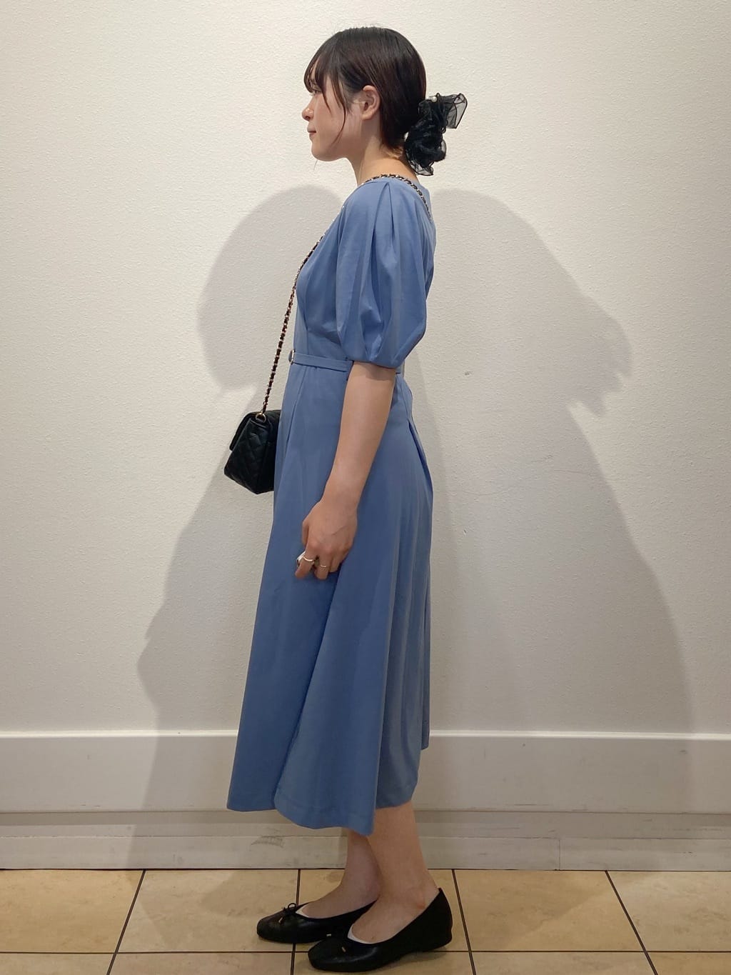 kimiさんの「index｜ハートネックパフワンピース【洗濯機洗い可／UVケア／接触冷感】」を使ったコーディネート