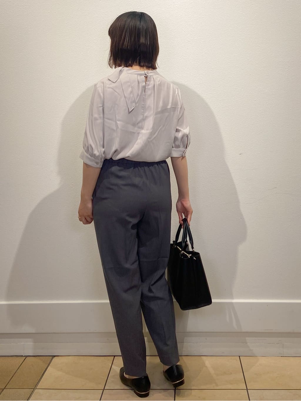 kimiさんの「index｜ロールカラーアシメフリルリボンブラウス【洗濯機洗い可／イージーアイロン】」を使ったコーディネート