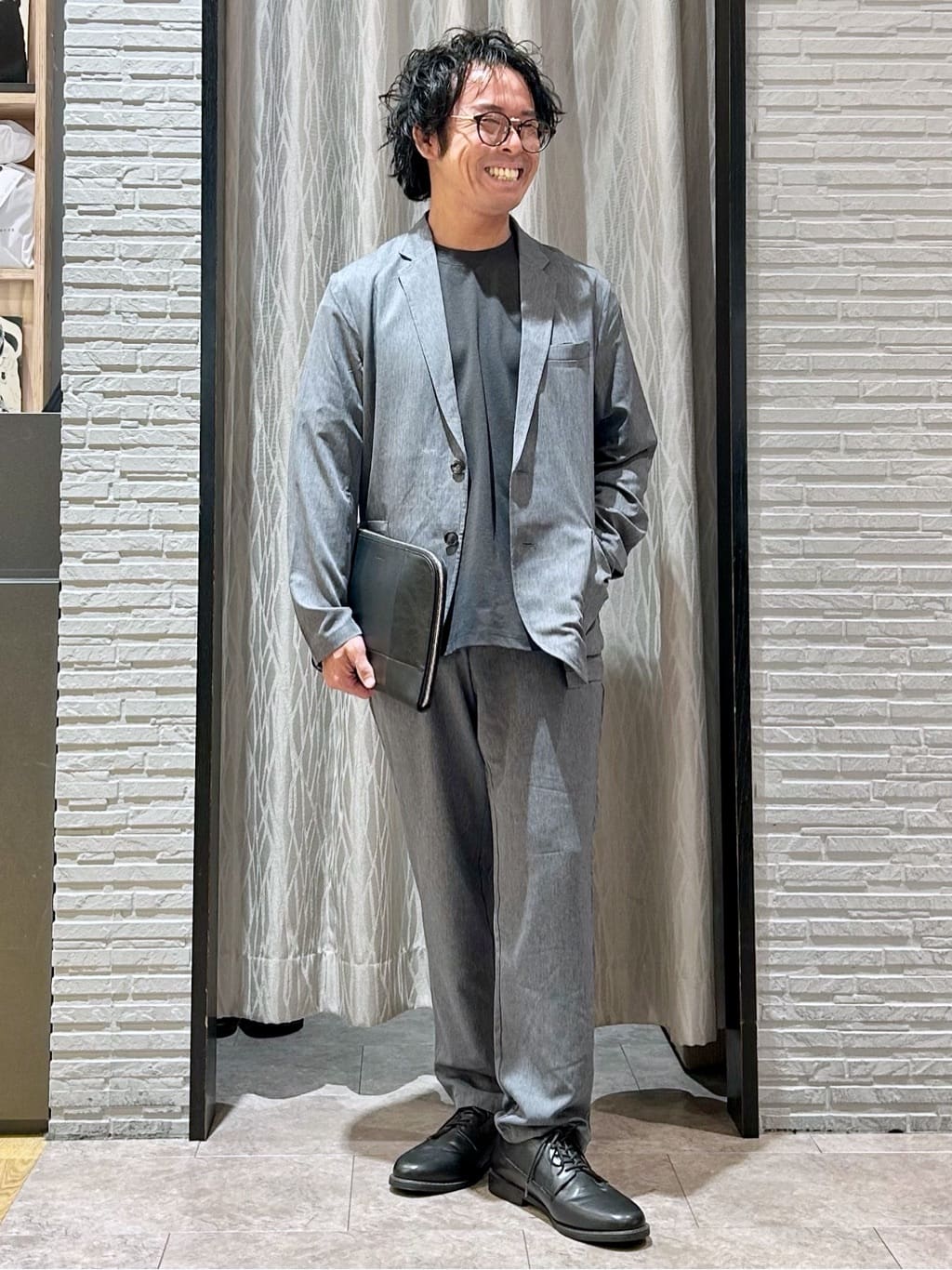 KENJI Iさんの「THE SHOP TK｜スムースファイバーリラックスジャケット 【セットアップ可／UVカット／イージーケア／洗濯機OK】」を使ったコーディネート
