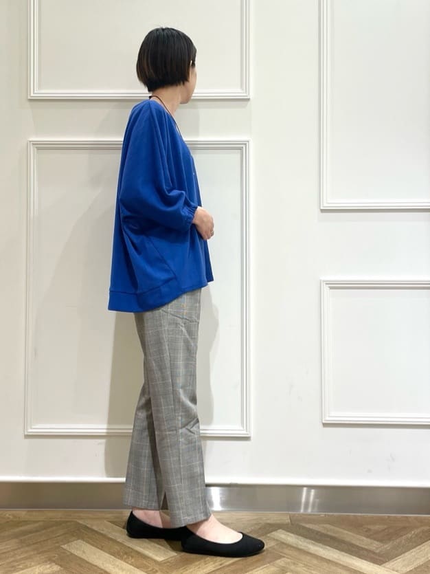 SOさんの「SHOO･LA･RUE｜【S-LL/7分袖】ゆるシルエットが心地よい ドルマントップス」を使ったコーディネート