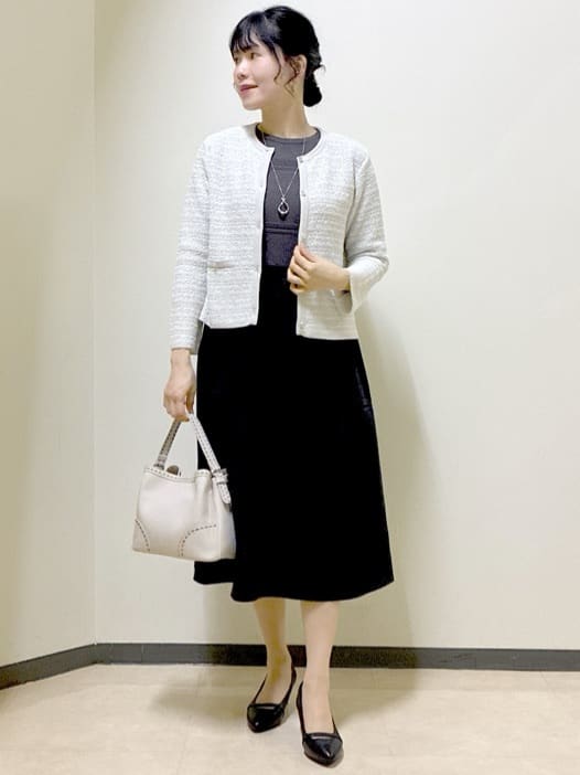 beni_gingerさんの「Reflect｜【軽い羽織に◎／セットアップ可】パール調ボタン付きカーディガン」を使ったコーディネート