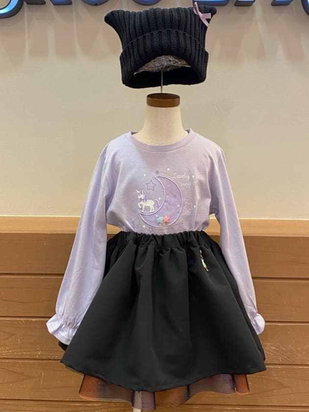 なかひとさんの「SHOO･LA･RUE｜【100-150cm】リバーシブルチュールスカート」を使ったコーディネート