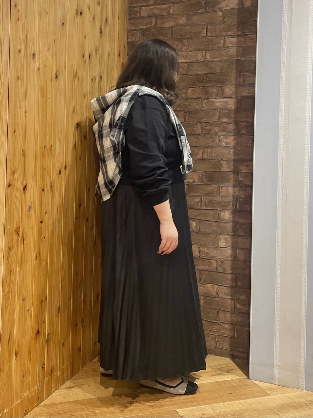 Risaさんの「SHOO･LA･RUE｜【洗濯機可/S-LL】程よい抜け感 大人のチェックシャツ」を使ったコーディネート