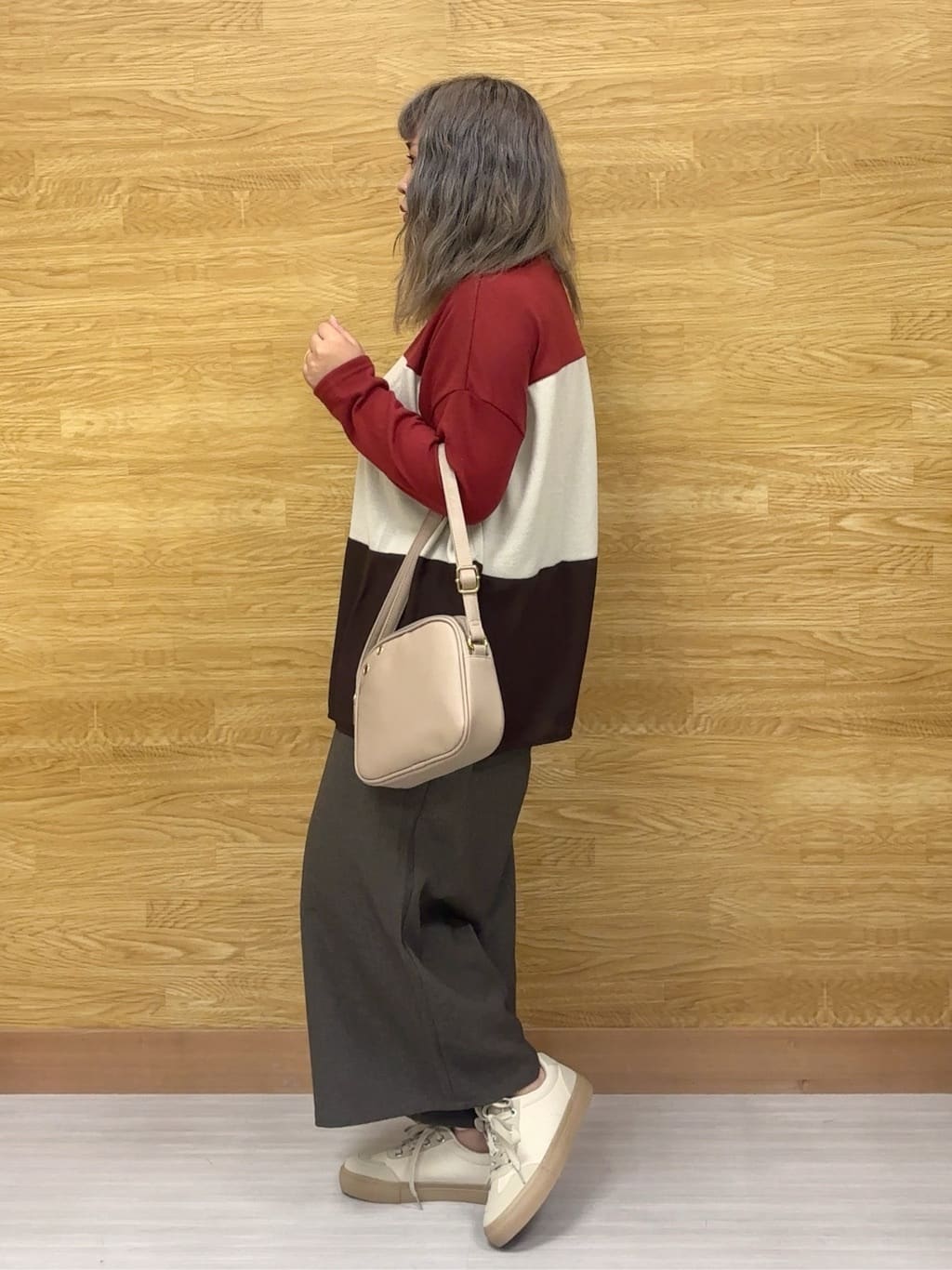 ぁむさんの「SHOO･LA･RUE｜【S-LL】インしないで着られる 3段切り替えトップス」を使ったコーディネート