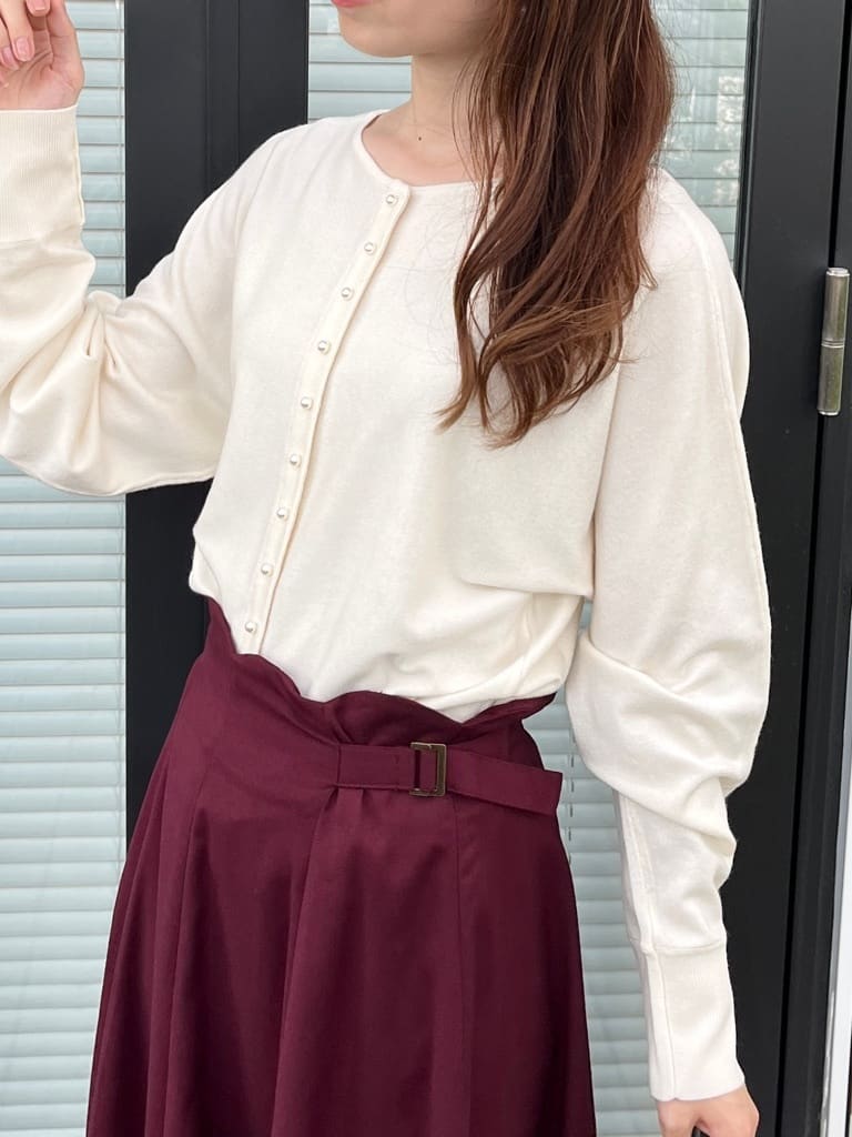 はばさんの「Couture brooch｜パール調モチーフゴールドリング」を使ったコーディネート