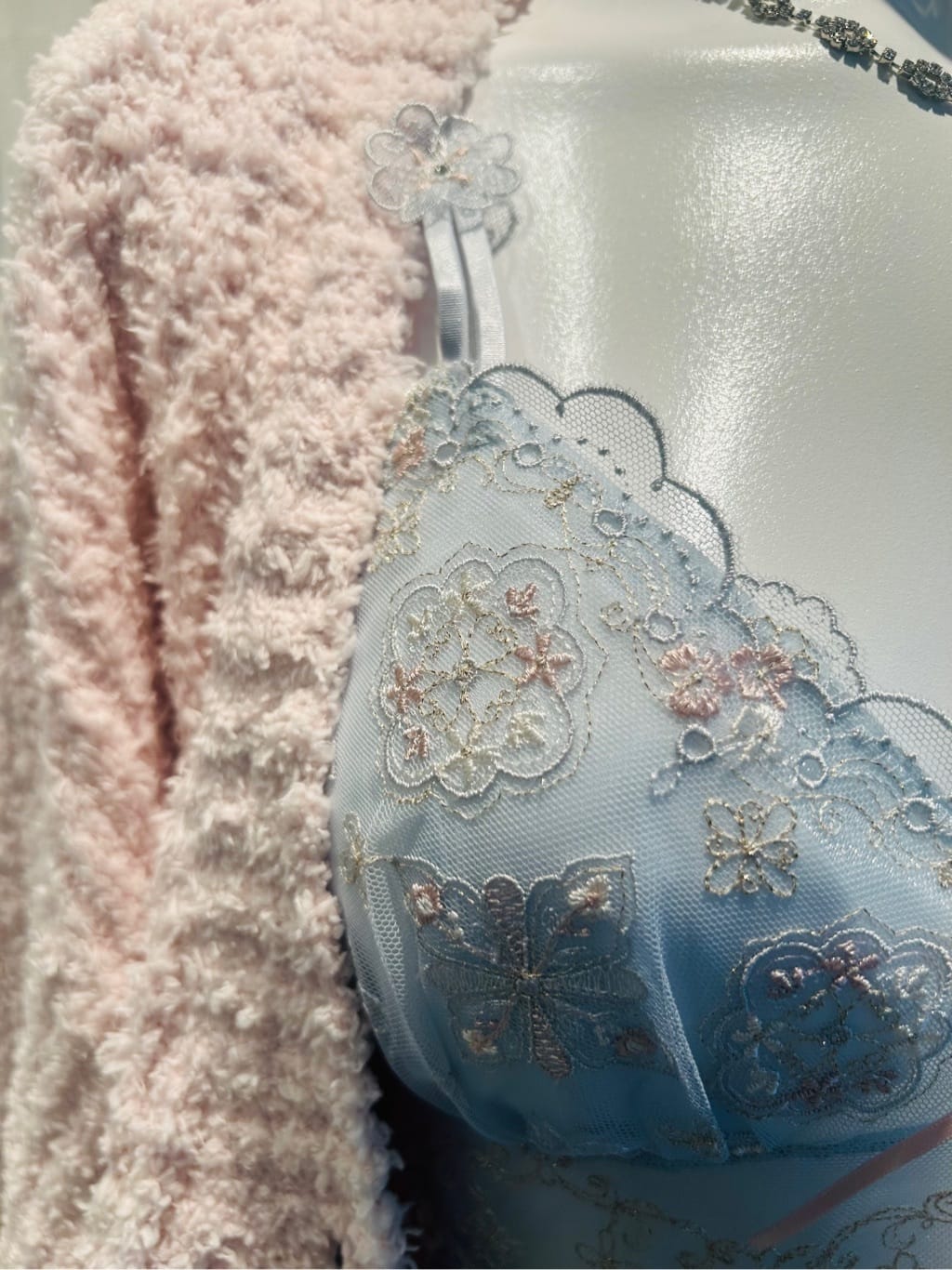 taraさんの「Risa Magli｜ジニー カップ付キャミソール」を使ったコーディネート