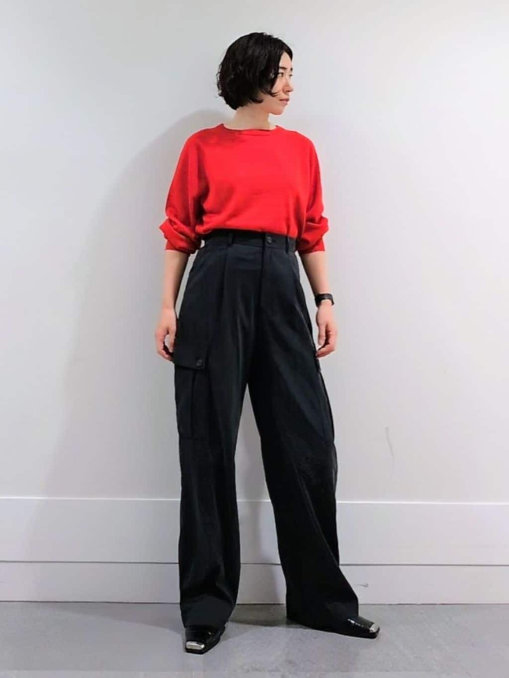ミズタさんの「UNTITLED｜【8色展開／コンパクト丈】レーヨン混 コクーンニット」を使ったコーディネート