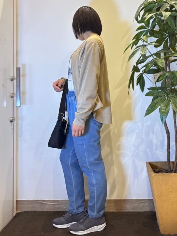 TOWAさんの「SHOO･LA･RUE｜【S-LL】柔らかくて軽い さっと羽織れるフェイクスエードブルゾン【CIRCRIC】」を使ったコーディネート