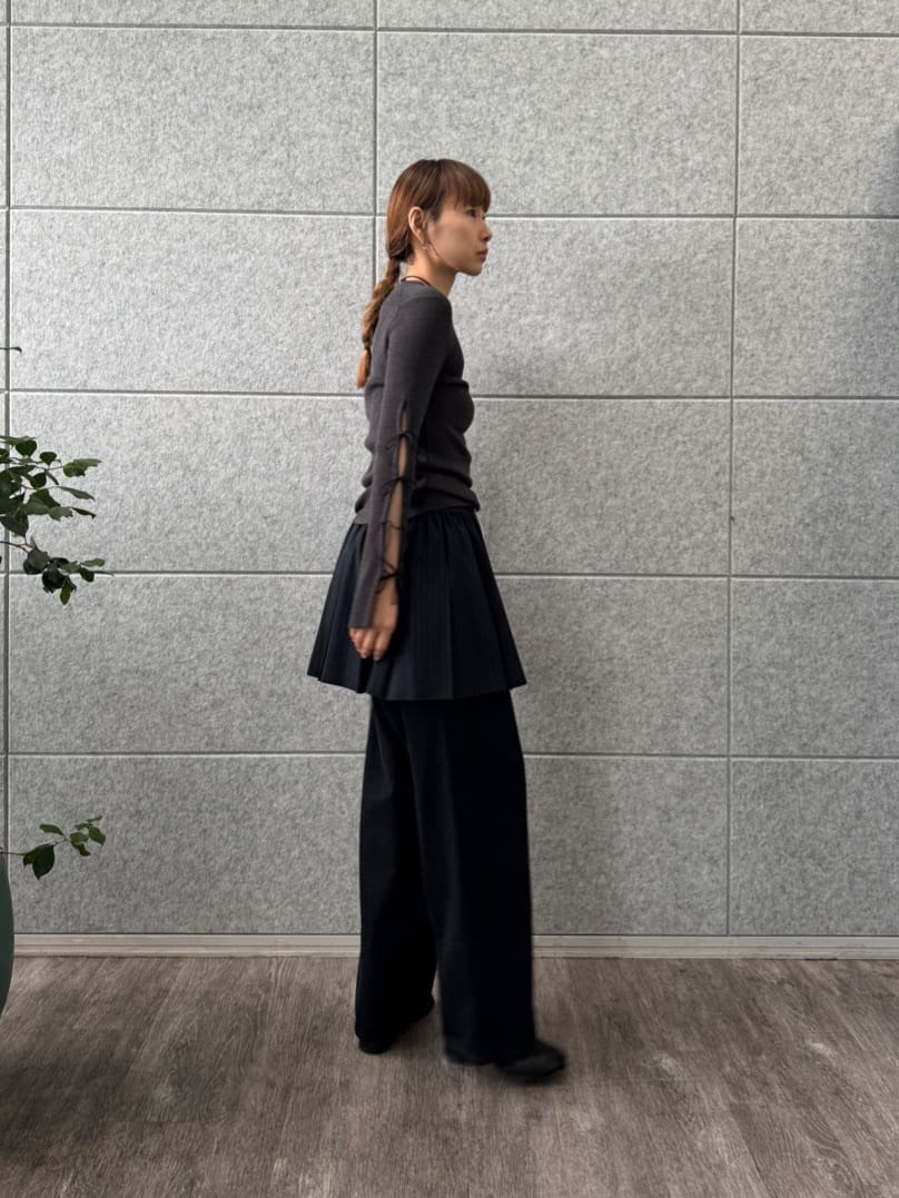 designer yukaさんの「CODE A｜ribbon slit pullover」を使ったコーディネート