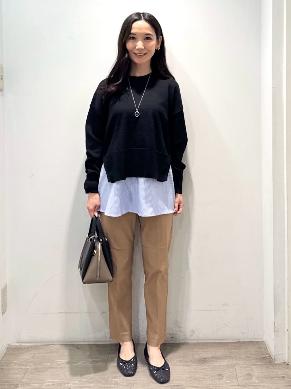 yuicciさんの「OPAQUE.CLIP｜《ツインセット》リラクシーサイドスリットニット&times;ドッキングタンク【洗濯機洗い可】」を使ったコーディネート