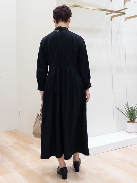 シュウコさんの「grove｜品よくまとう、大人のシャツワンピース」を使ったコーディネート
