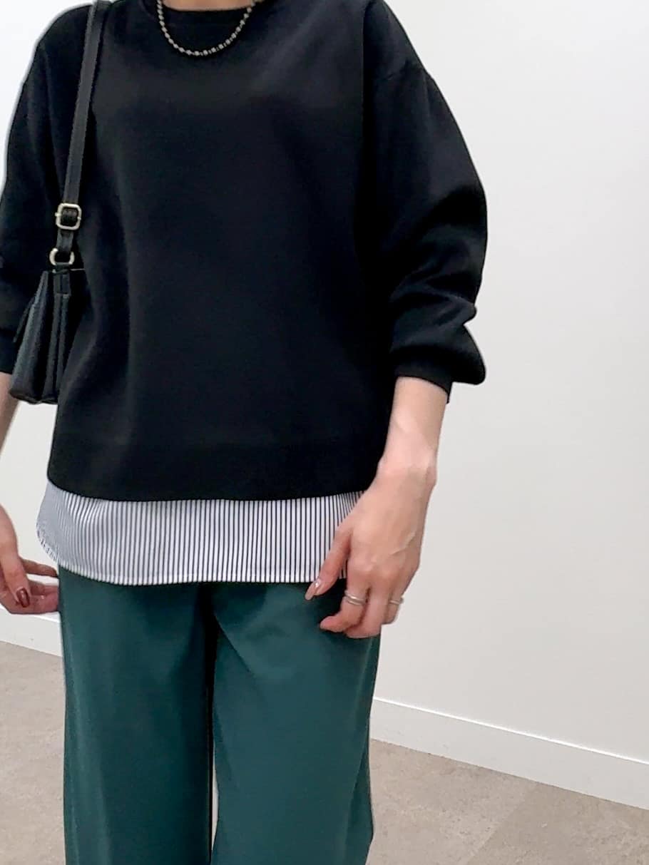 𝐜𝐡𝐢𝐤𝐚さんの「SHOO･LA･RUE｜【S-3L/洗濯後しわになりにくい】スマートに見える イージーテーパードパンツ」を使ったコーディネート