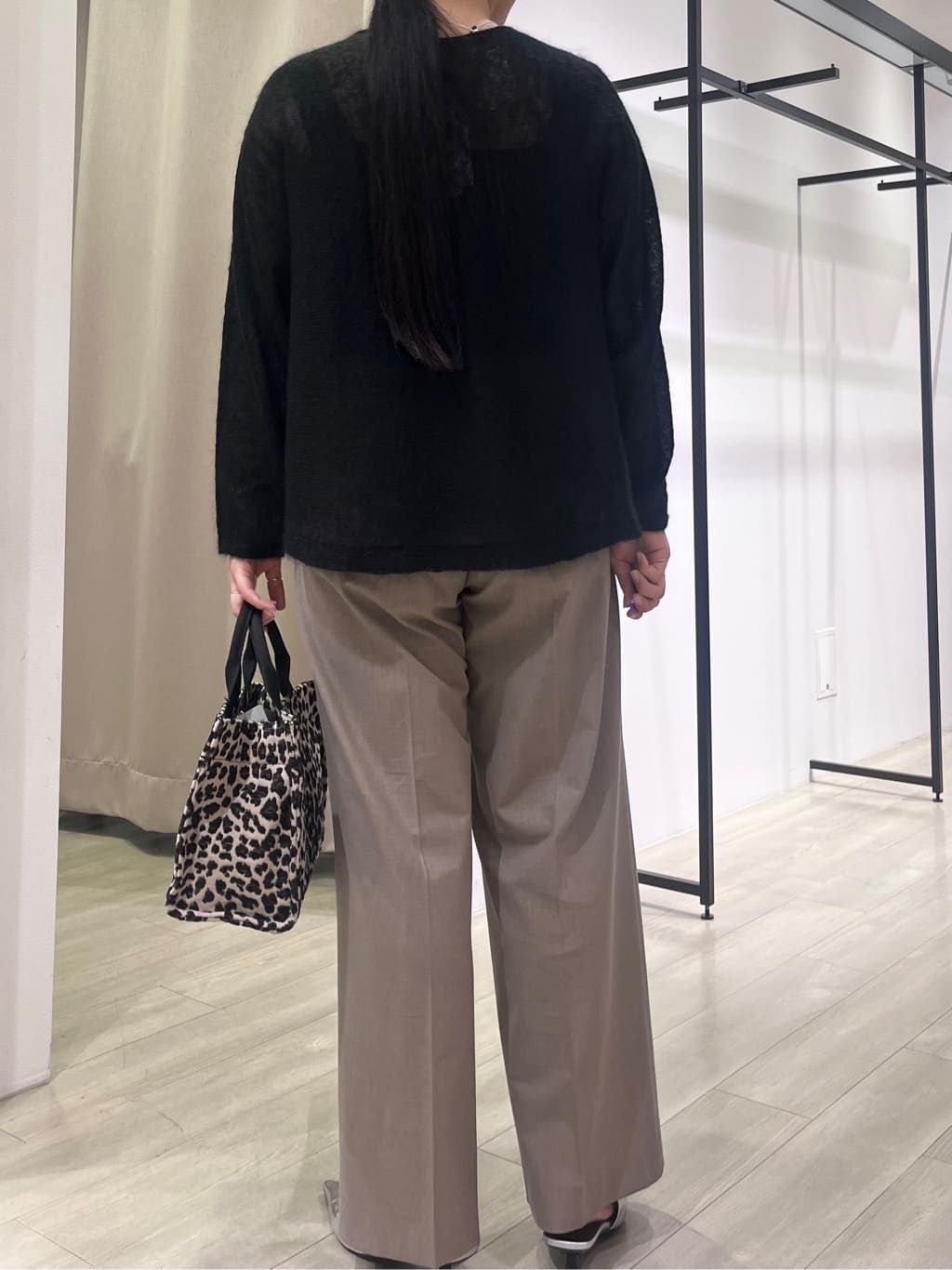 hasuさんの「INDIVI｜【キッドモヘヤ素材】ラウンドヘムニット」を使ったコーディネート