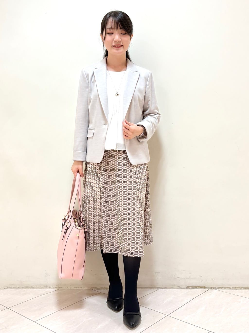 mikiさんの「Reflect｜【SS-4Lサイズ】ピンタック&times;スカラレースブラウス」を使ったコーディネート