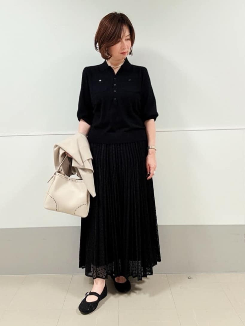 マキコさんの「Reflect｜【軽い羽織に◎／セットアップ可】パール調ボタン付きカーディガン」を使ったコーディネート
