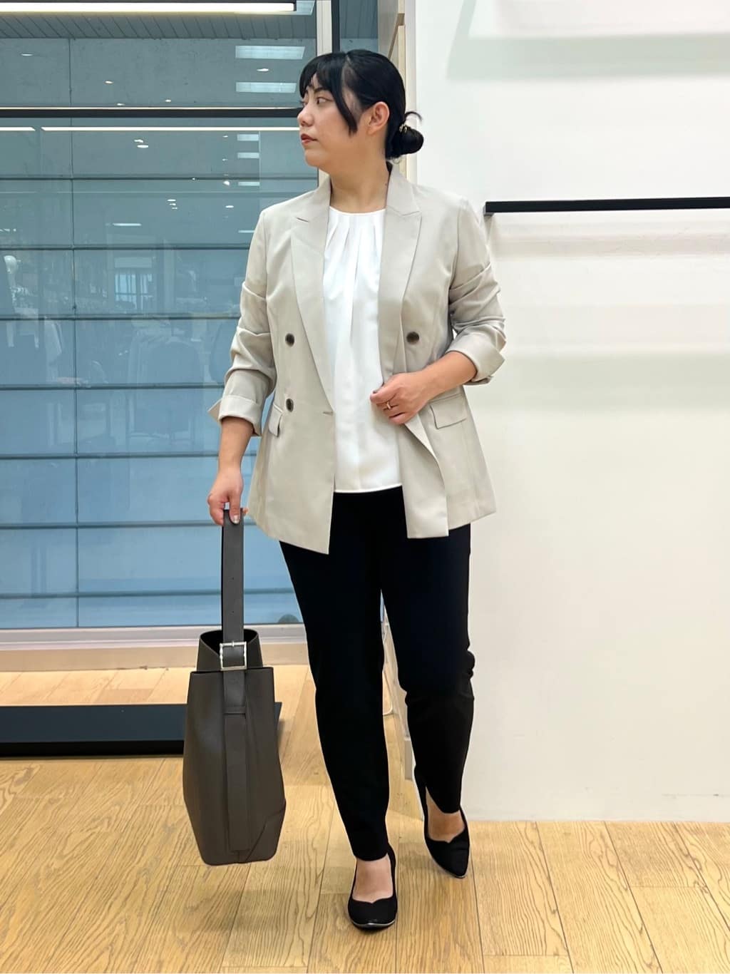 shimaさんの「INDIVI｜【UVケア】タックブラウス」を使ったコーディネート