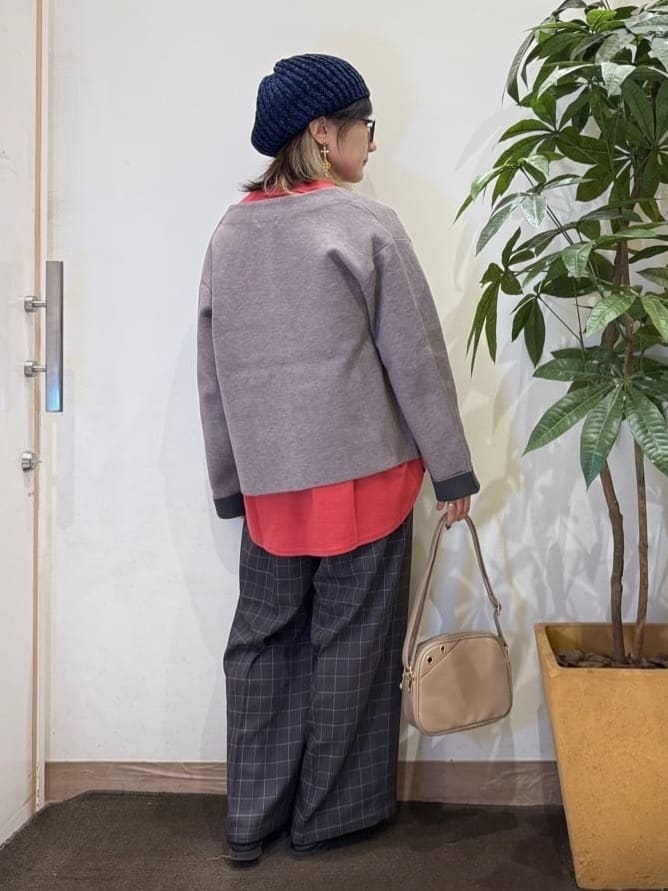 misakiさんの「SHOO･LA･RUE｜グラフィックアソート BIGロンT」を使ったコーディネート