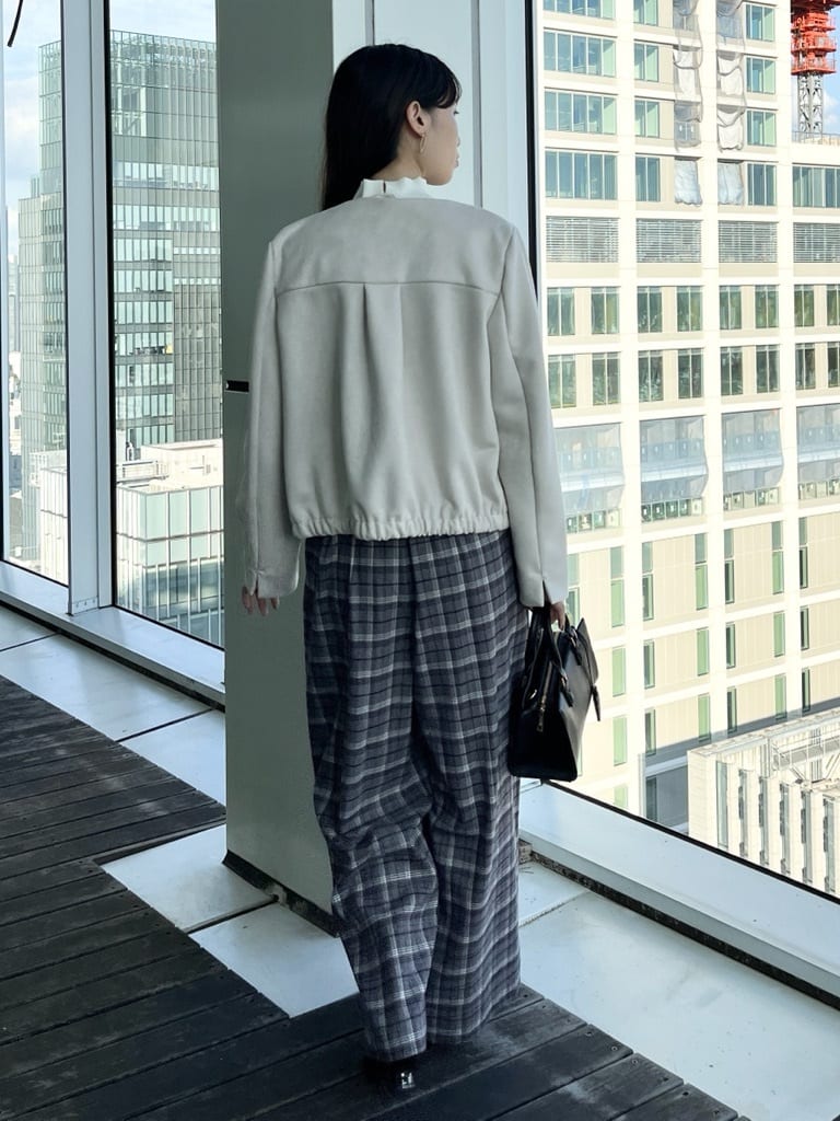 はばさんの「Couture brooch｜【多機能・フェミニン】パール調リブニット」を使ったコーディネート