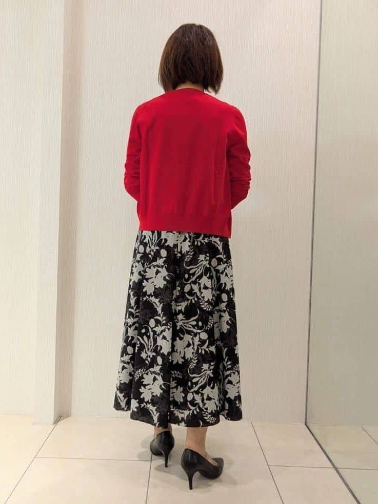 u-macoさんの「UNTITLED｜【アンサンブル可/薄手】ベーシッククルーネックカーディガン」を使ったコーディネート