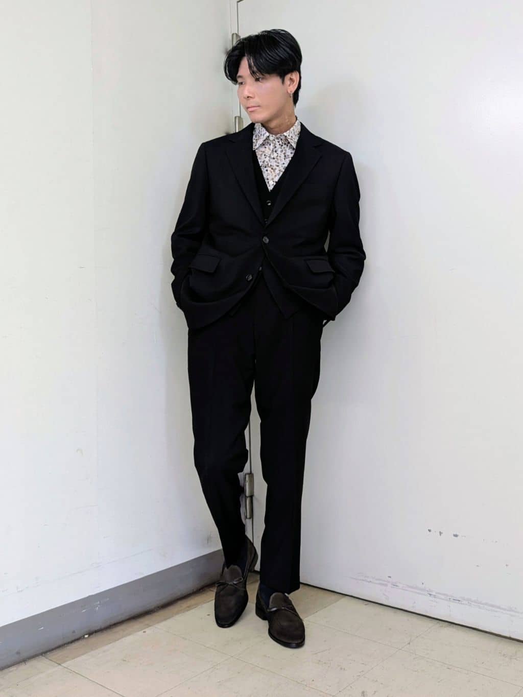 ryoさんの「TAKEO KIKUCHI｜ディープブラック ジャケット」を使ったコーディネート