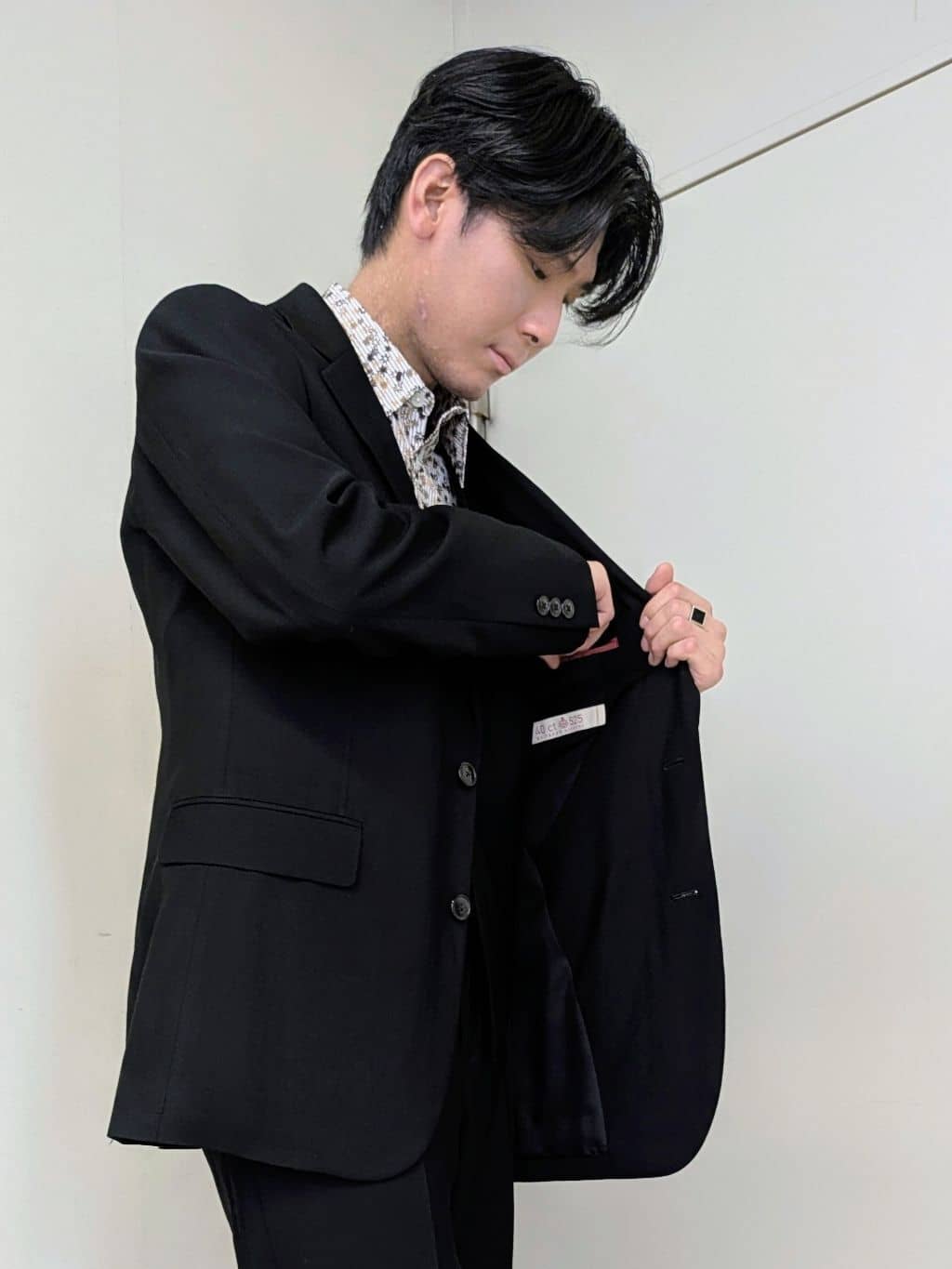 ryoさんの「TAKEO KIKUCHI｜ディープブラック ジャケット」を使ったコーディネート
