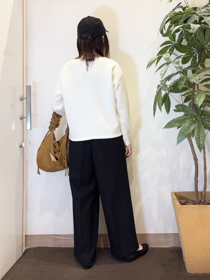 宗形さんの「SHOO･LA･RUE｜スエード調キャップ」を使ったコーディネート