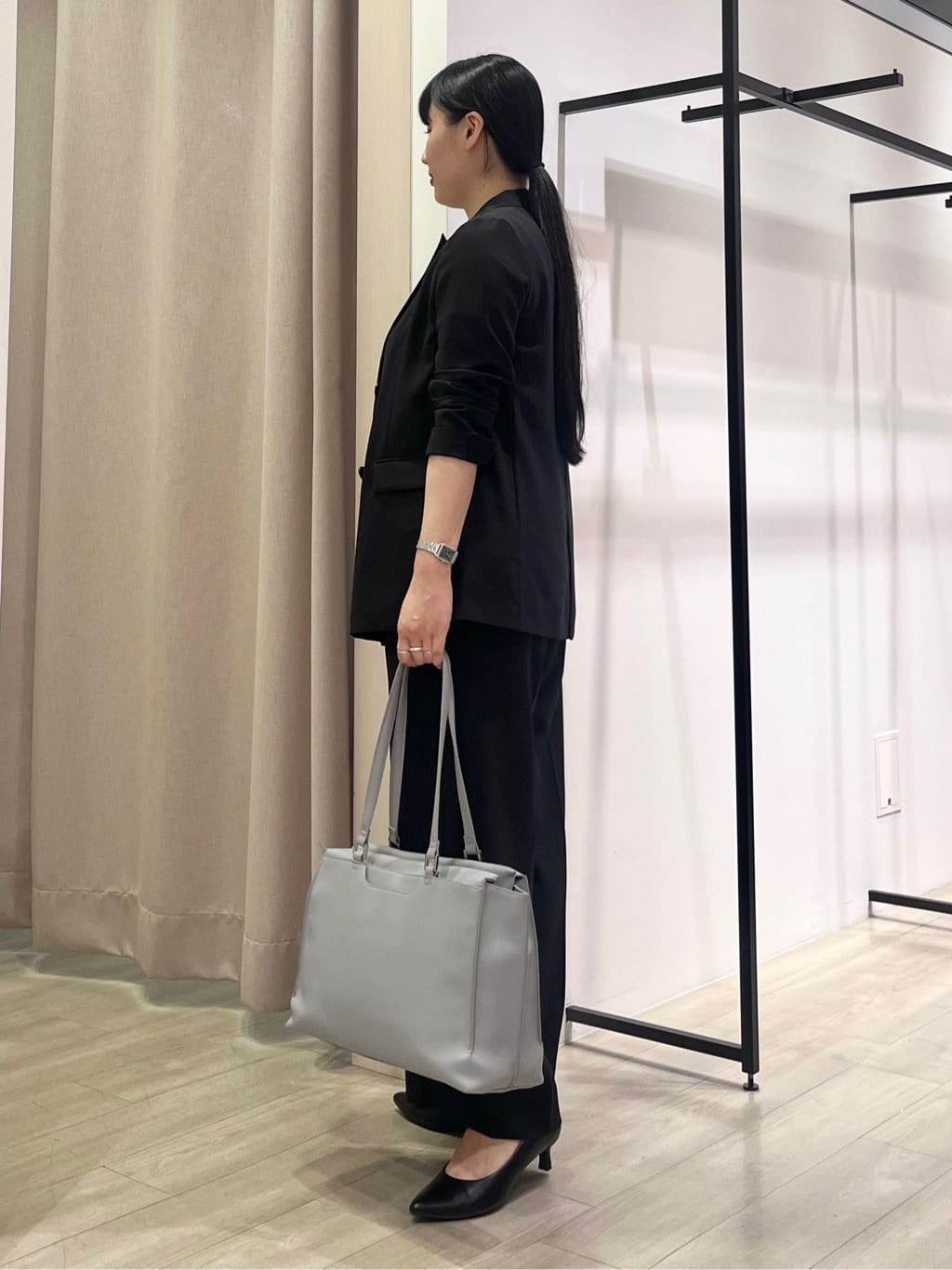hasuさんの「INDIVI｜【軽く羽織れる！】ダブルジャケット」を使ったコーディネート