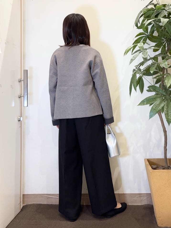 宗形さんの「SHOO･LA･RUE｜【S-LL】美しく見せる ボートネックロンT」を使ったコーディネート