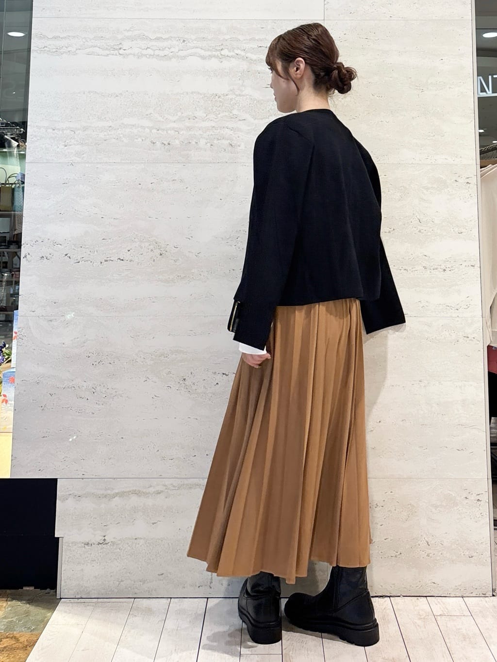 かほさんの「OPAQUE.CLIP｜ロングロゴTシャツ【洗濯機OK】」を使ったコーディネート