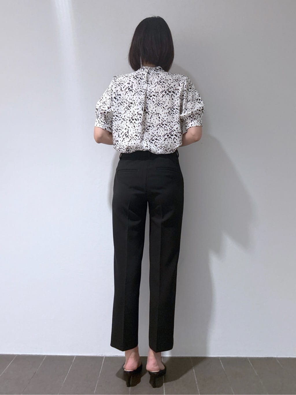 Yukaさんの「COUP DE CHANCE｜【手洗い可／日本製／スーツ可】ストレートパンツ」を使ったコーディネート