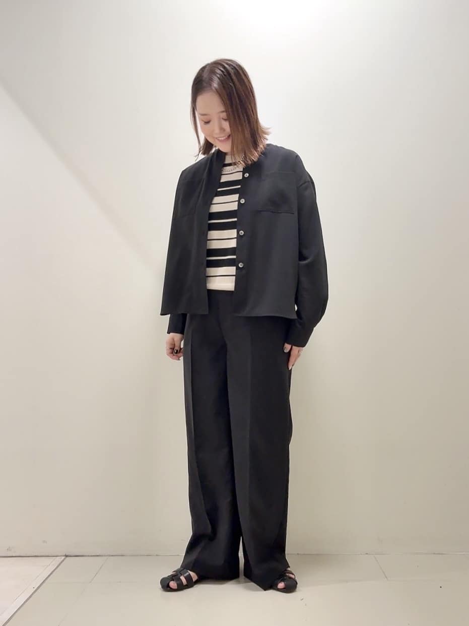 YUIさんの「UNTITLED｜【秋も着られる/セットアップ可】リラククールシャツ」を使ったコーディネート