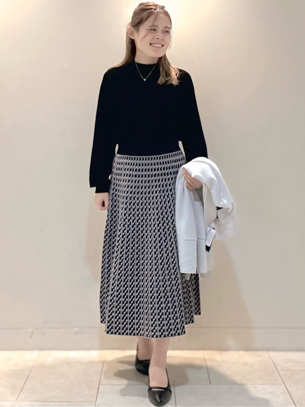 S&auml;K&iuml;さんの「Reflect｜【ライトアウター／気軽な羽織に◎】オフボディカーディガン」を使ったコーディネート